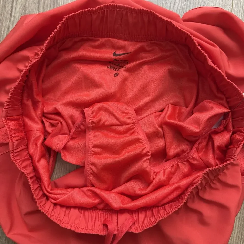 Nike Tempo Womens Size L Dri-FIT Running Shorts Coral Orange Mid Rise 3 Inch NWT